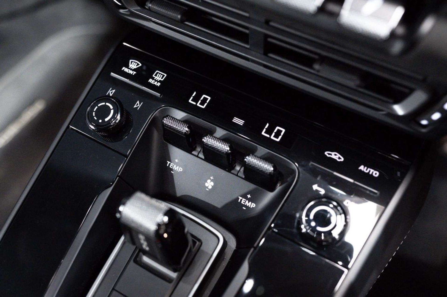 Used Porsche 911 2023 for sale - 77643184: Photo 48