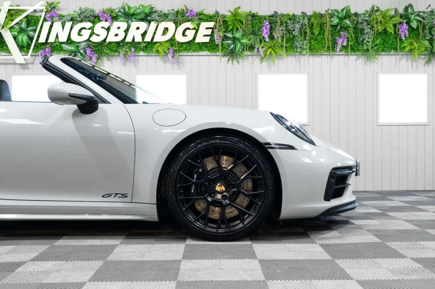 Used Porsche 911 2023 for sale - 77643184: Photo 6