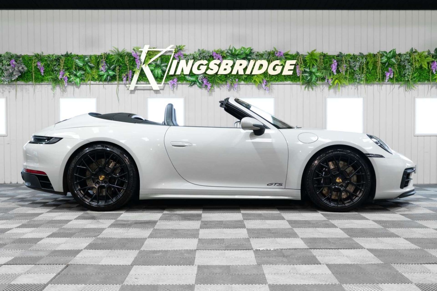 Used Porsche 911 2023 for sale - 77643184: Photo 7