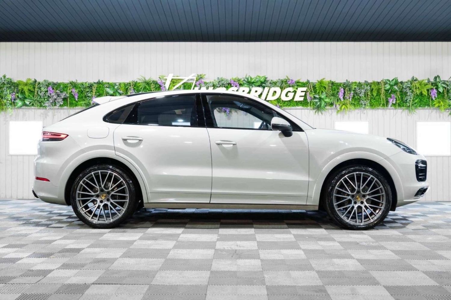Used Porsche Cayenne 2023 for sale - 77494166: Photo 4