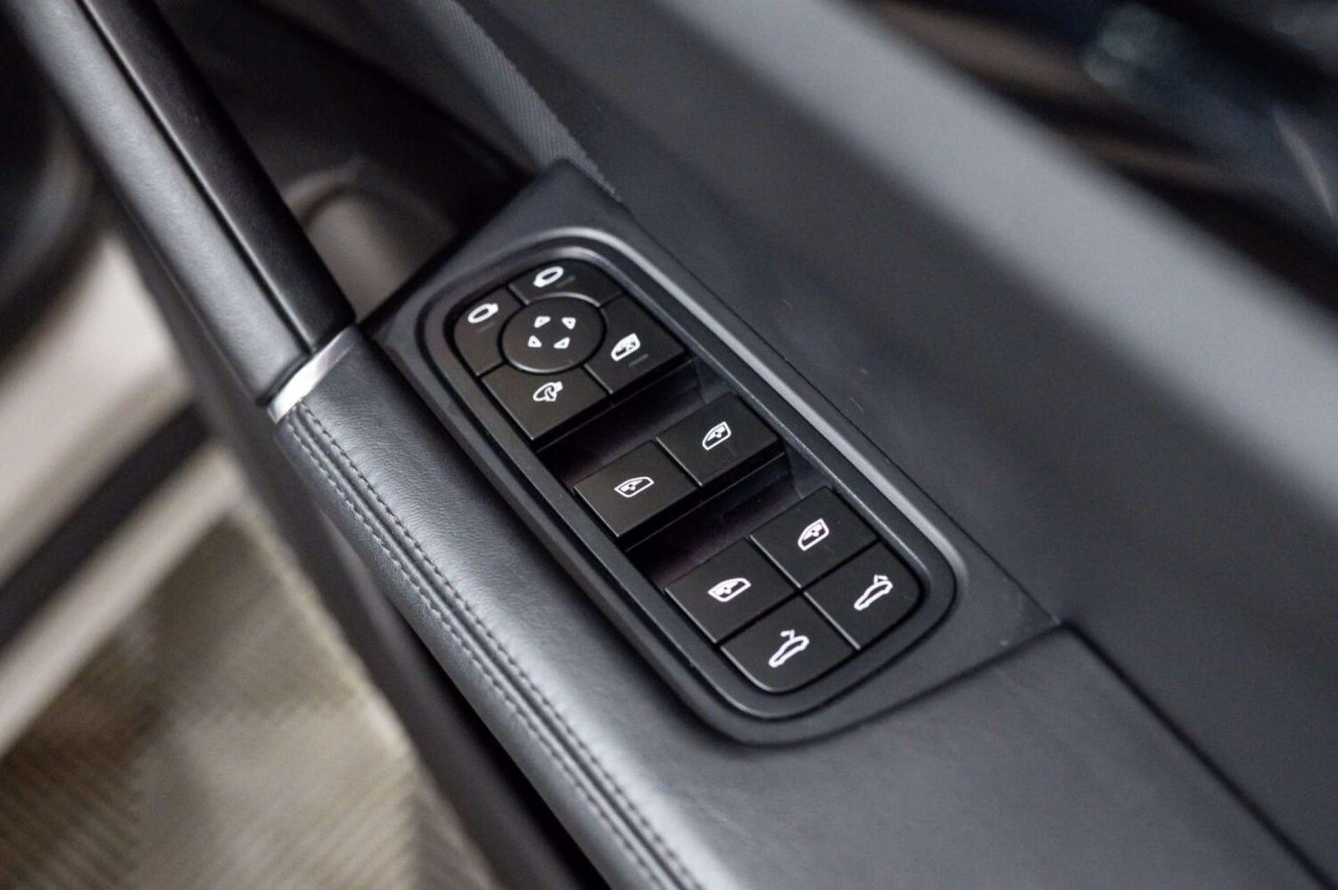 Used Porsche Cayenne 2023 for sale - 77494166: Photo 54