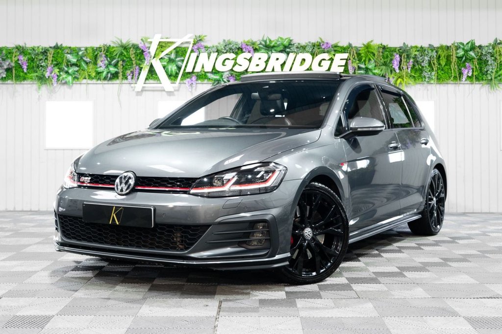 Used Volkswagen Golf 2020 for sale - 76333999: Photo 1