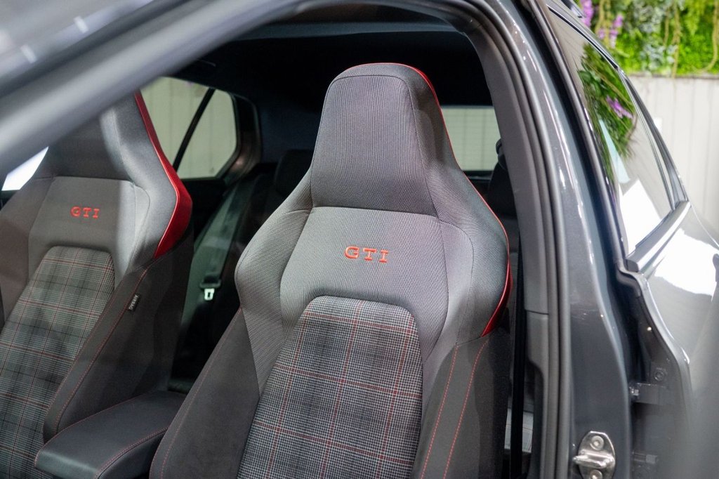 Used Volkswagen Golf 2023 for sale - 75947968: Photo 29