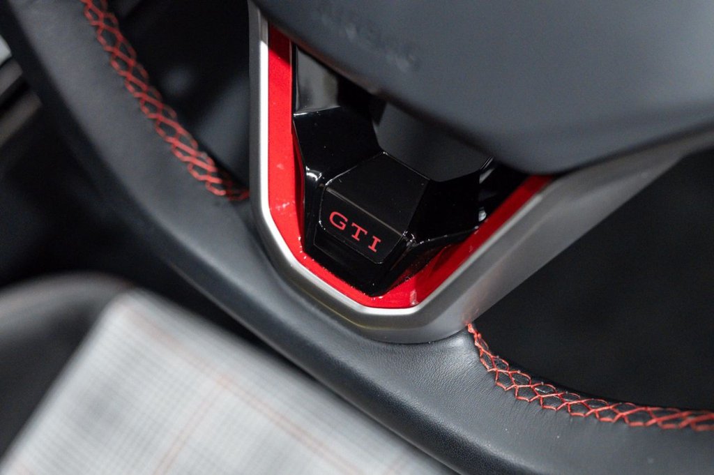 Used Volkswagen Golf 2023 for sale - 75947968: Photo 34