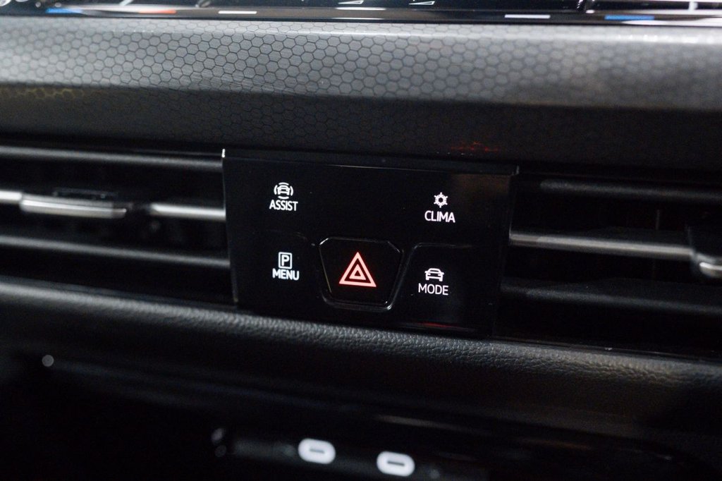 Used Volkswagen Golf 2023 for sale - 75947968: Photo 48