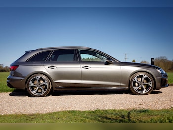 Used Audi A4 Avant 2024 for sale - 77903126: Photo