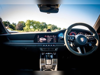 Used Porsche 911 2021 for sale - 79142635: Photo