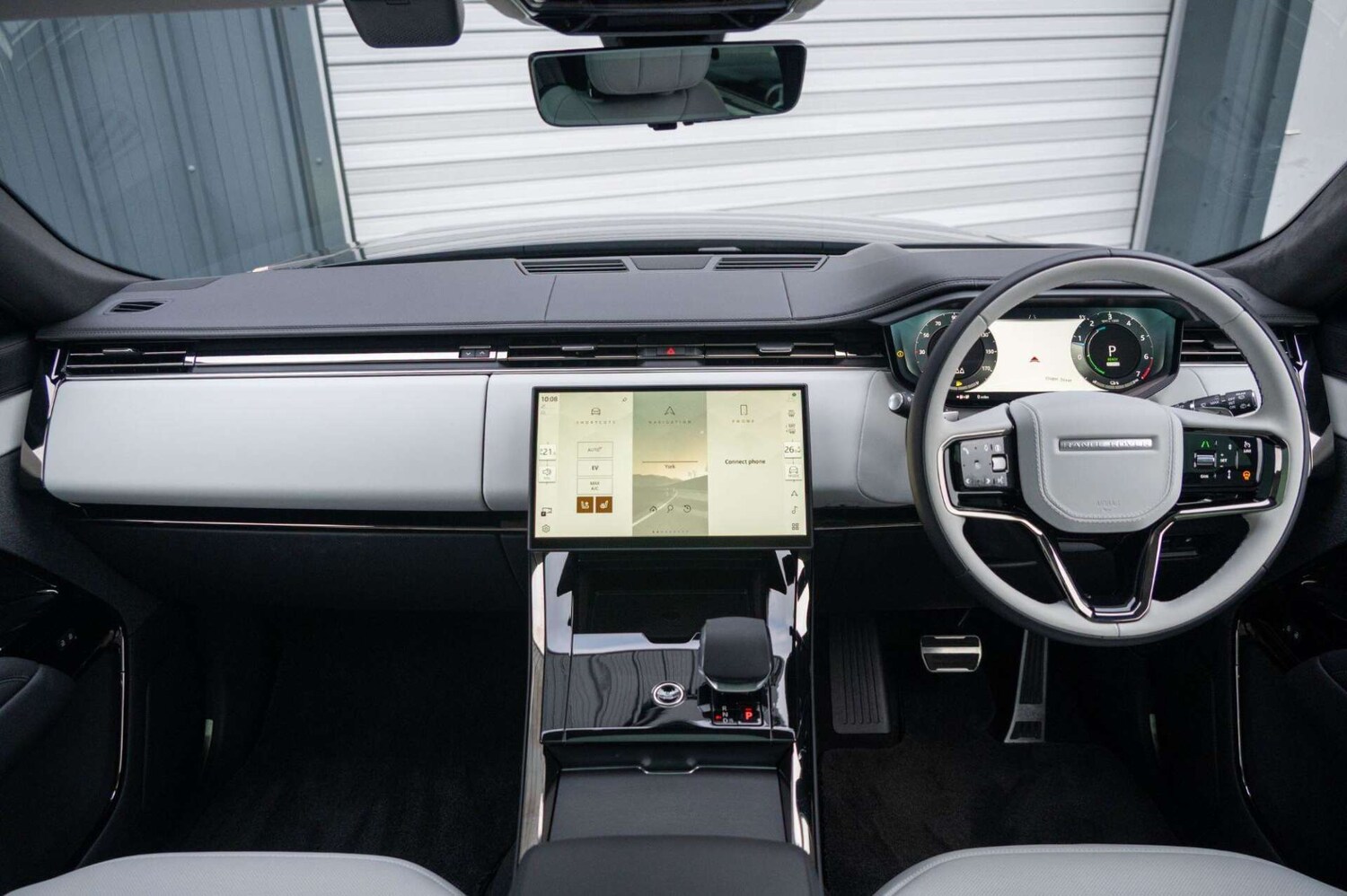 Used Land Rover Range Rover Sport 2025 for sale - 77460264: Photo 11