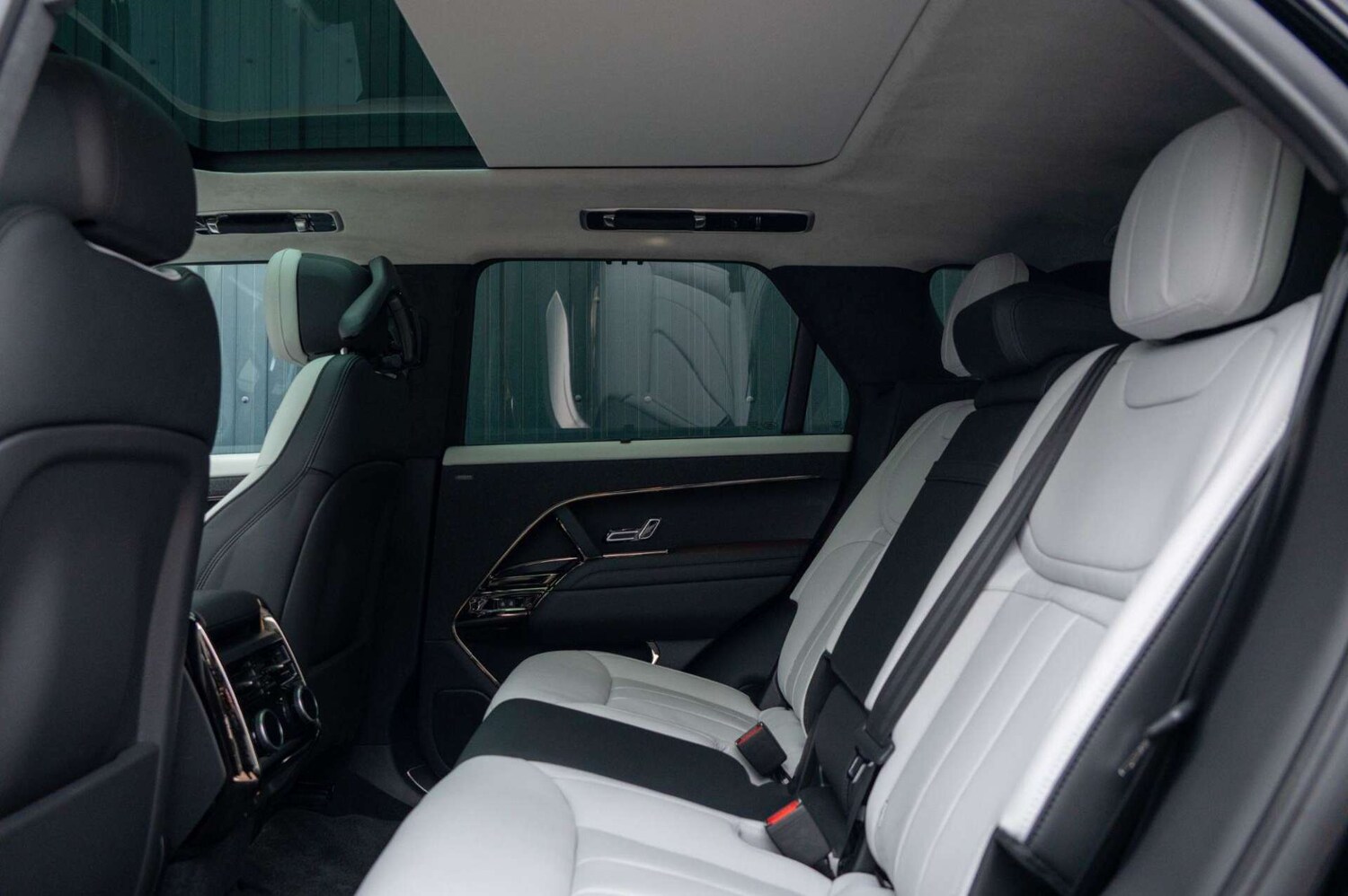 Used Land Rover Range Rover Sport 2025 for sale - 77460264: Photo 15