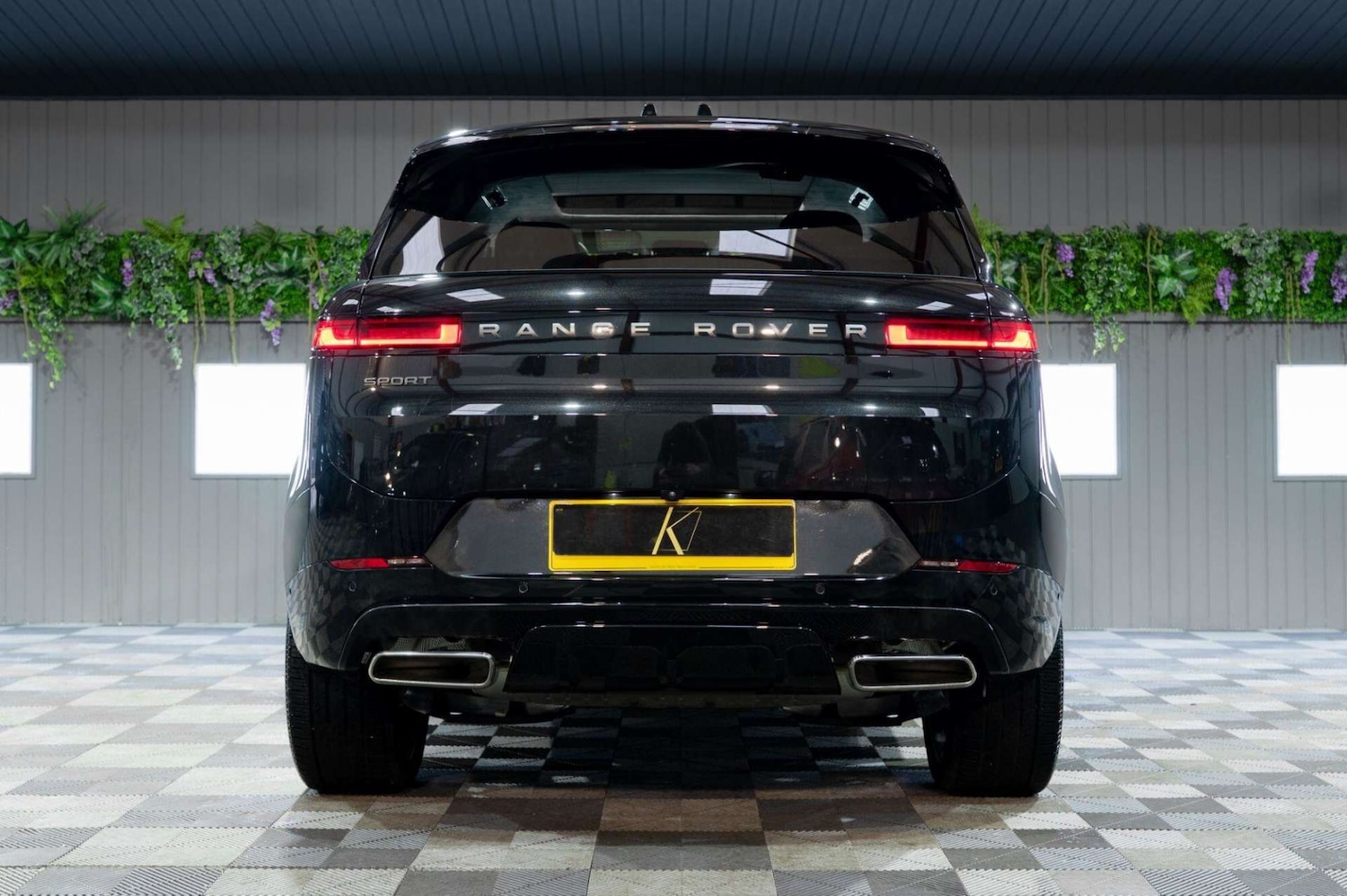 Used Land Rover Range Rover Sport 2025 for sale - 77460264: Photo 5