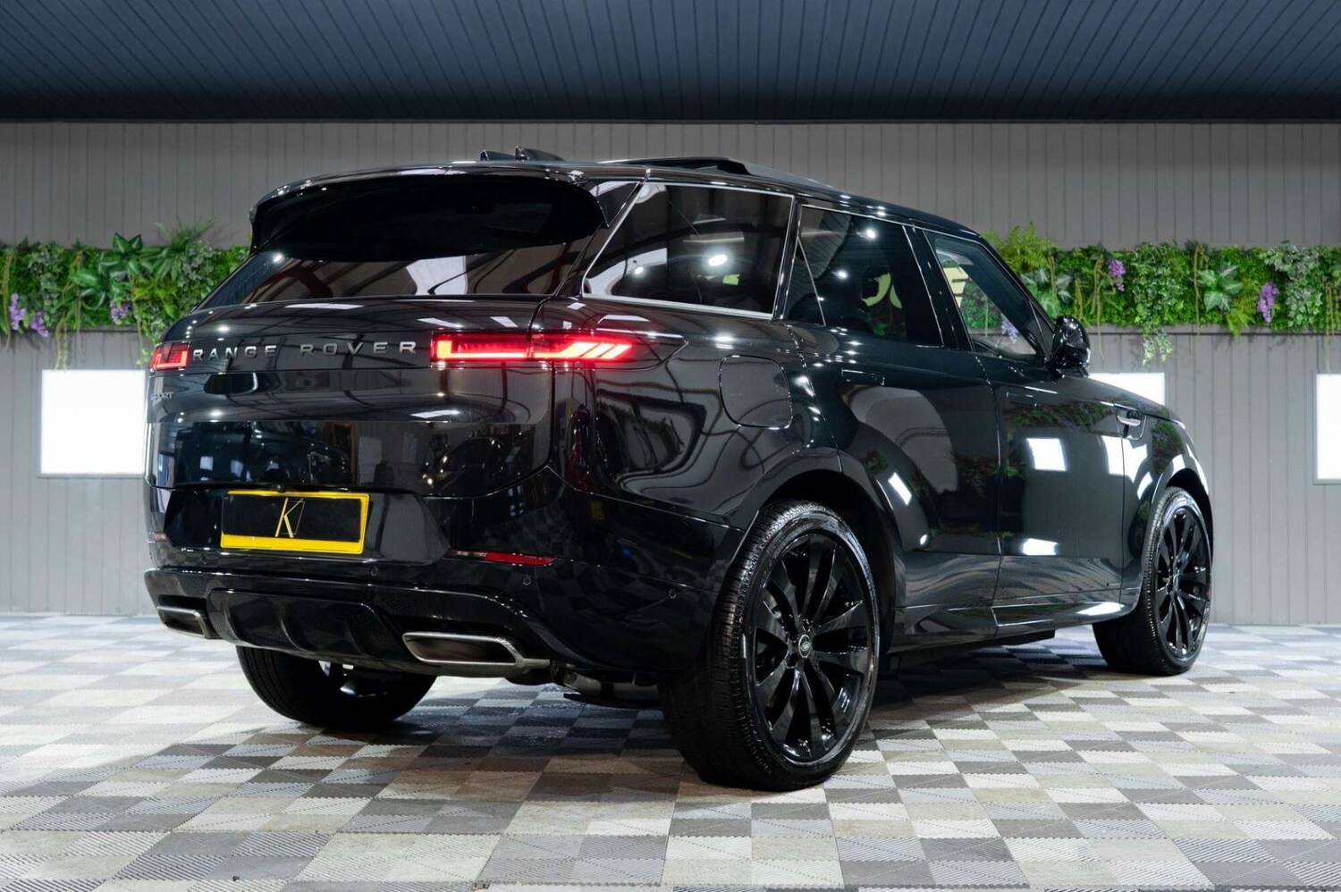 Used Land Rover Range Rover Sport 2025 for sale - 77460264: Photo 6