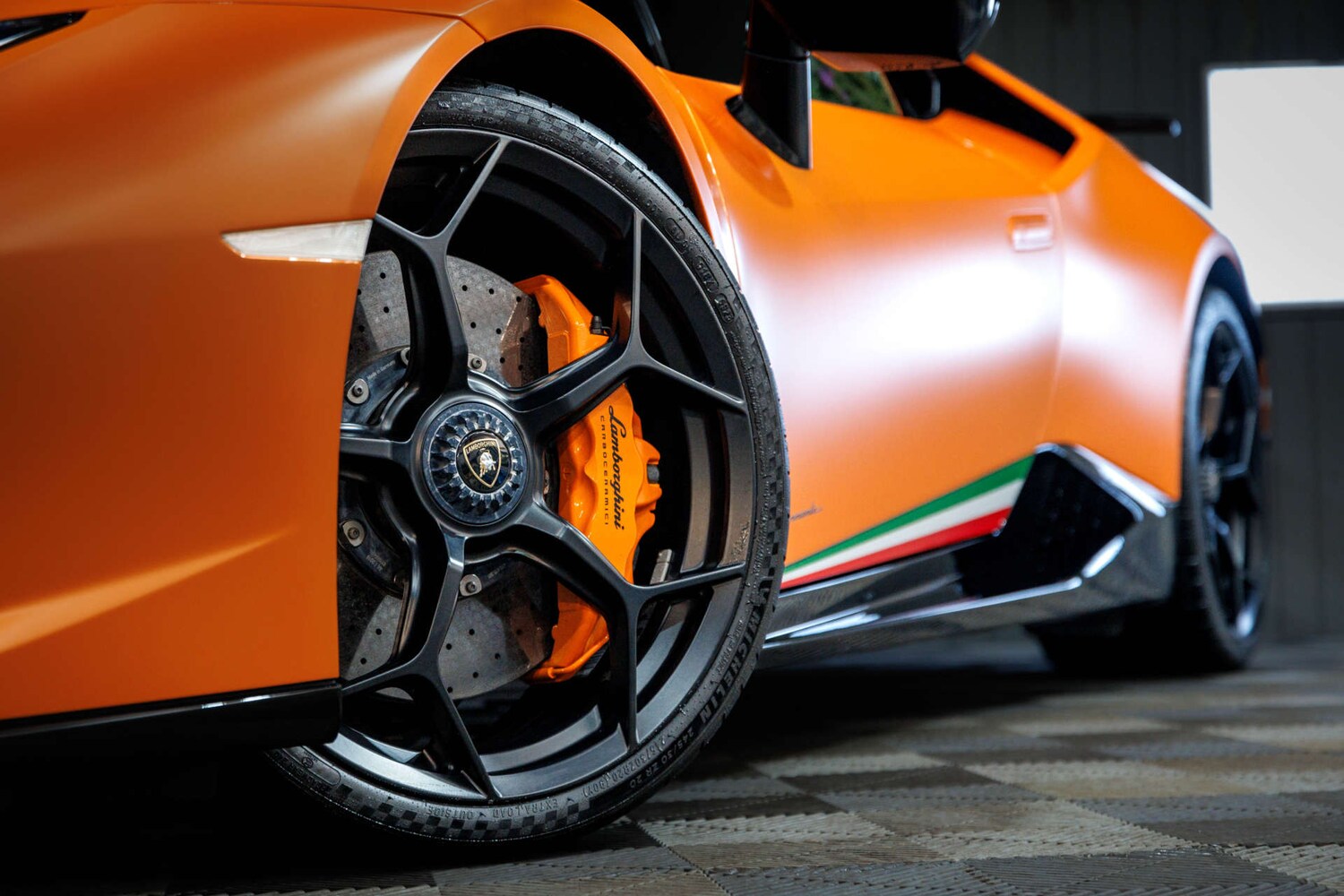 Used Lamborghini Huracan 2019 for sale - 78064602: Photo 29