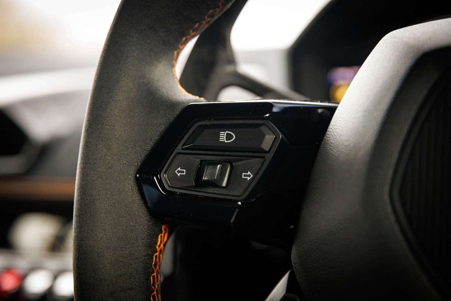 Used Lamborghini Huracan 2019 for sale - 78064602: Photo 39