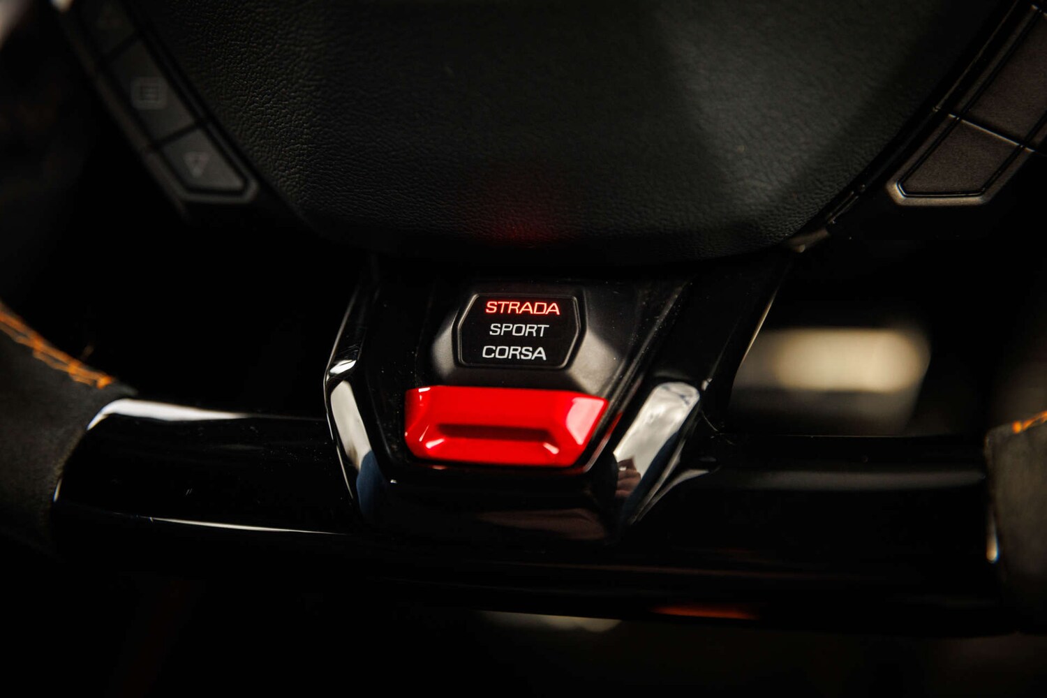 Used Lamborghini Huracan 2019 for sale - 78064602: Photo 42