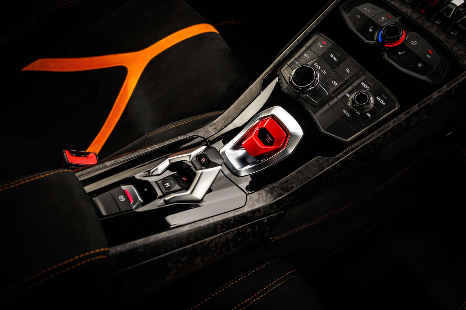 Used Lamborghini Huracan 2019 for sale - 78064602: Photo 46