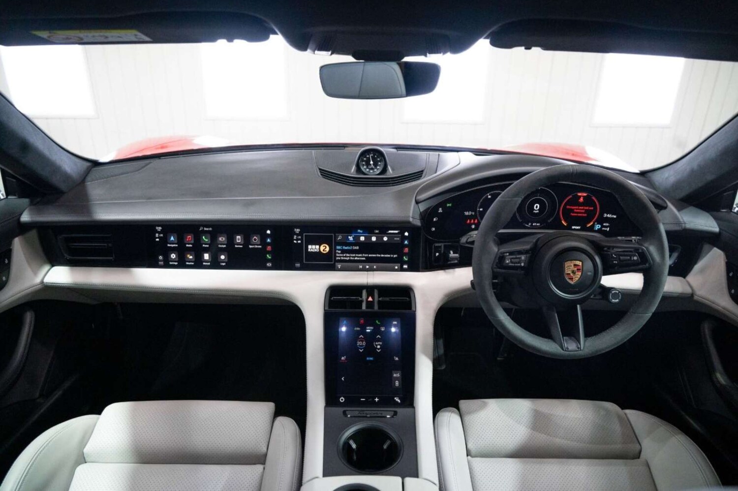 Used Porsche Taycan 2024 for sale - 77494175: Photo 13