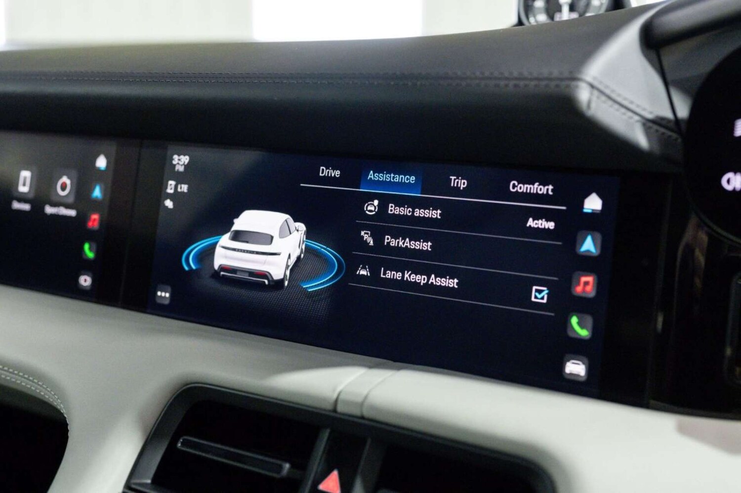 Used Porsche Taycan 2024 for sale - 77494175: Photo 36