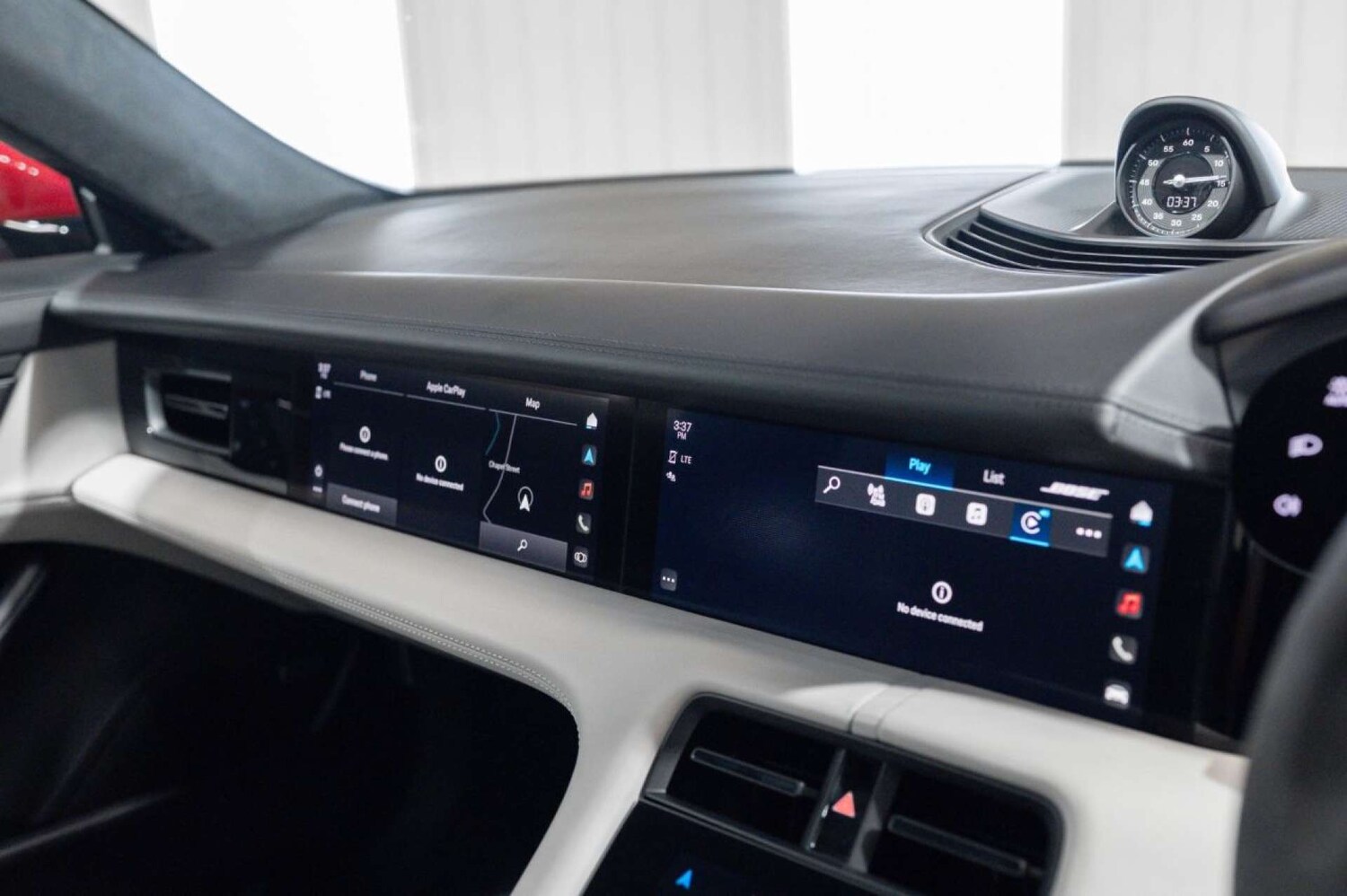 Used Porsche Taycan 2024 for sale - 77494175: Photo 48