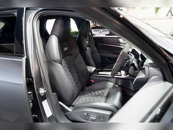 Used Audi RS6 Avant 2025 for sale - 76228920: Photo