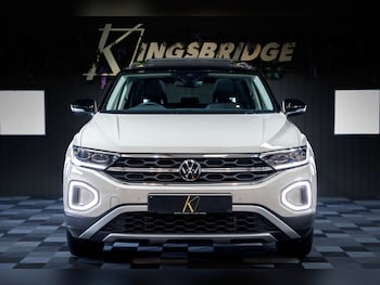 Used Volkswagen T-Roc 2023 for sale - 78973404: Photo