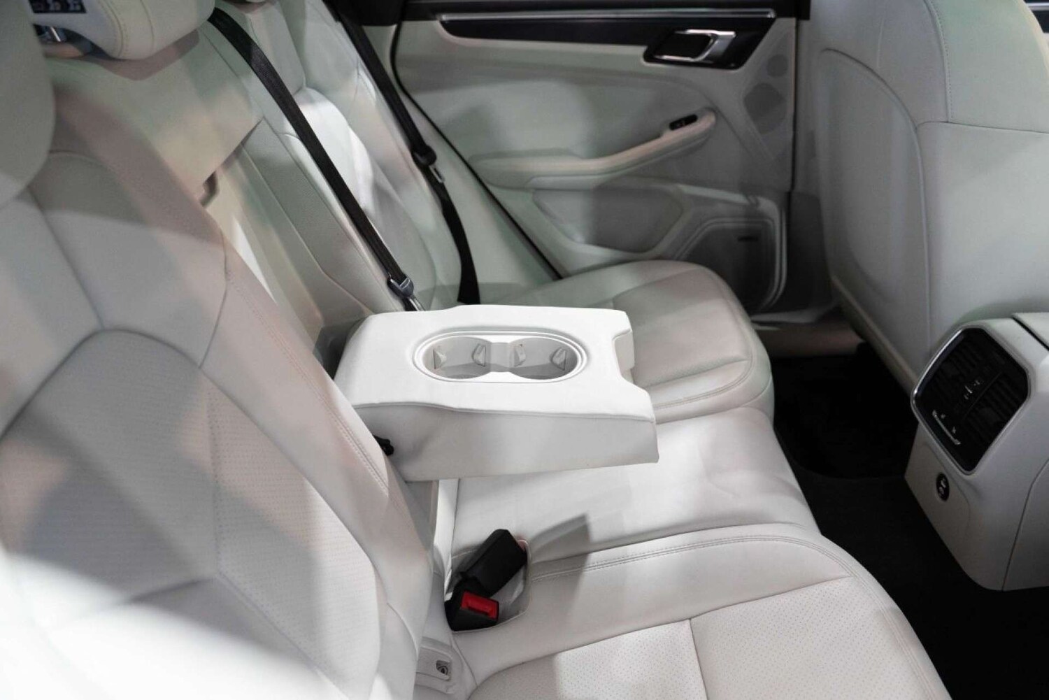 Used Porsche Macan 2022 for sale - 77494167: Photo 16