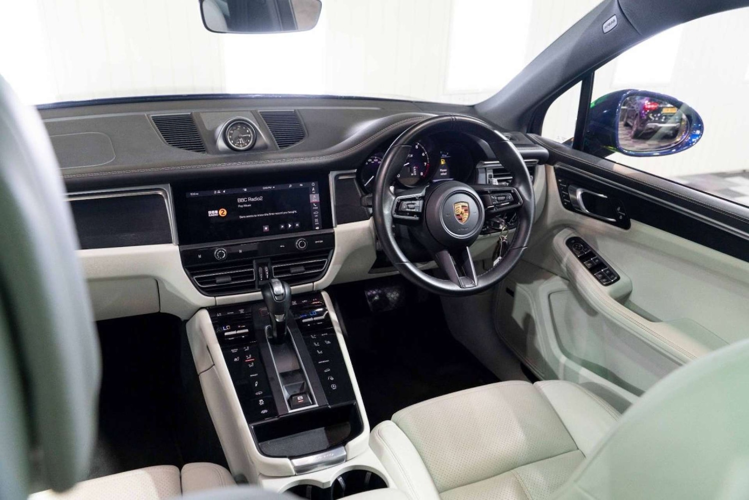 Used Porsche Macan 2022 for sale - 77494167: Photo 4