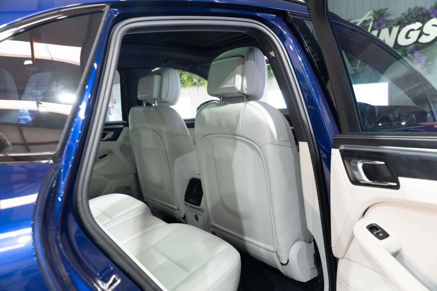 Used Porsche Macan 2022 for sale - 77494167: Photo 51