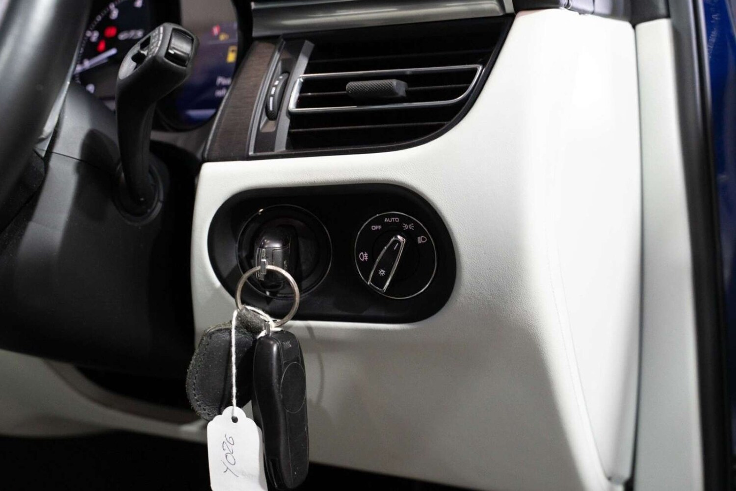 Used Porsche Macan 2022 for sale - 77494167: Photo 63