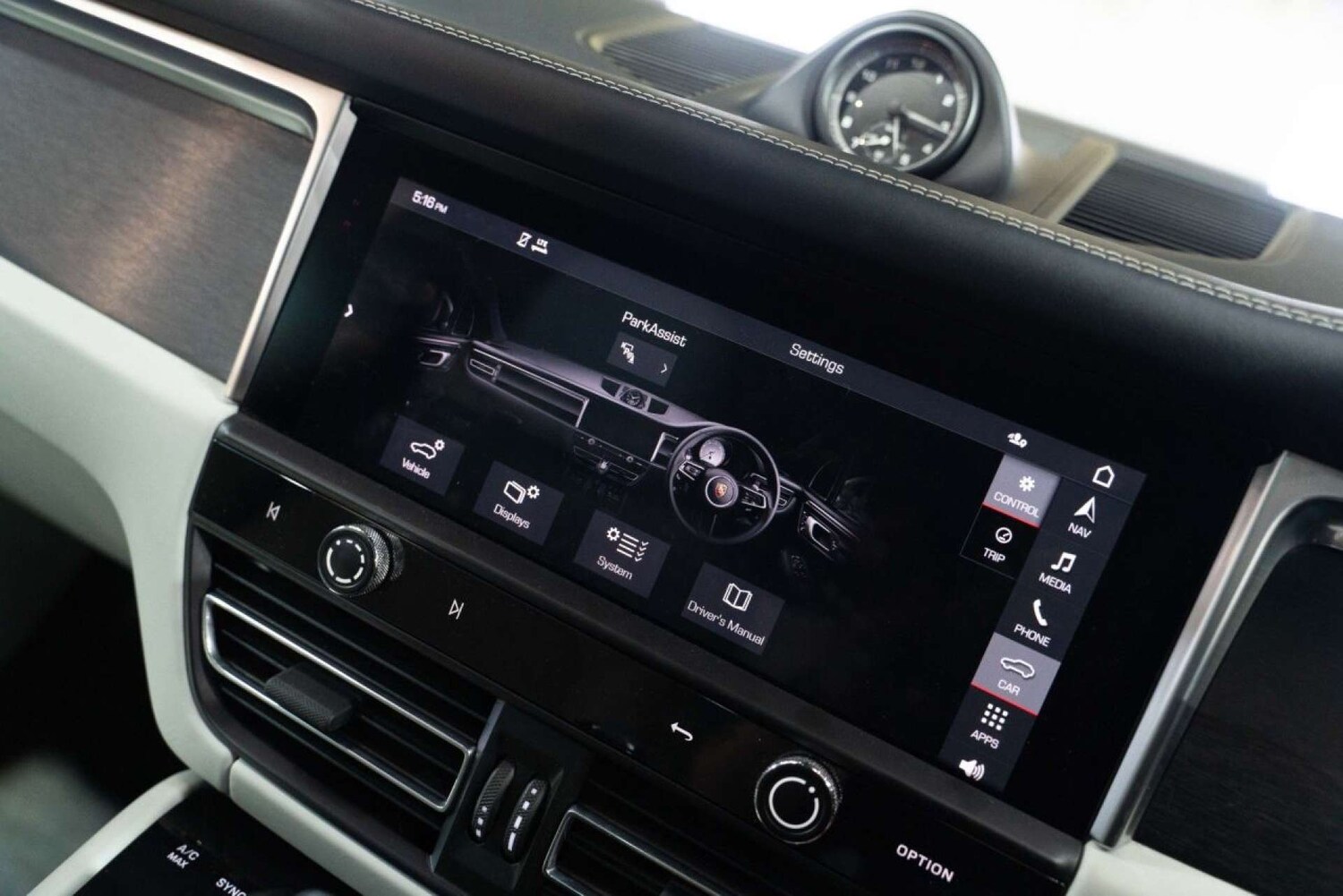 Used Porsche Macan 2022 for sale - 77494167: Photo 79