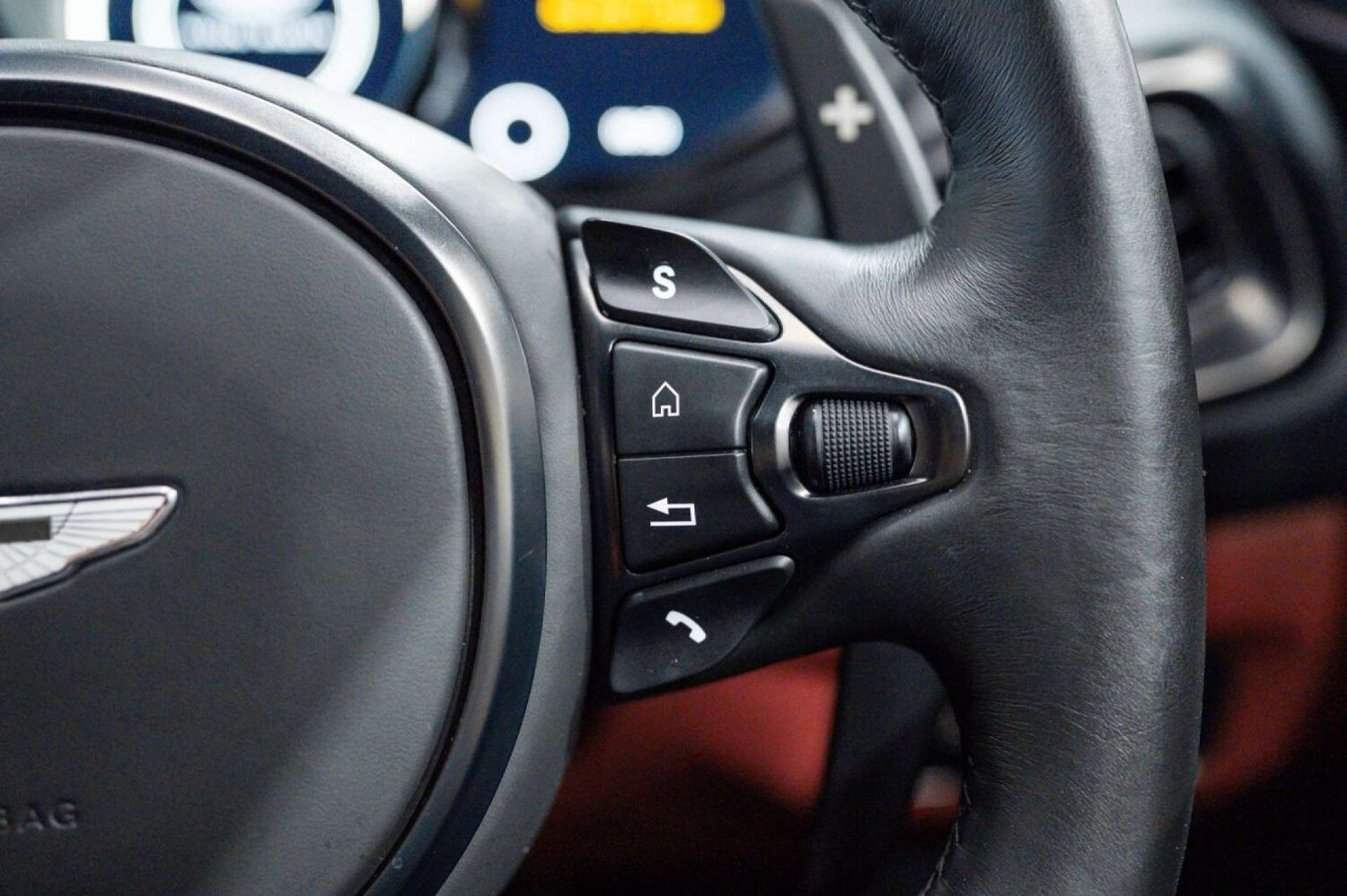 Used Aston Martin Vantage 2022 for sale - 77475140: Photo 64