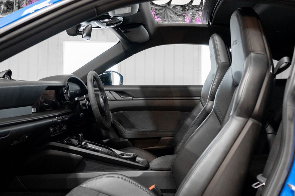 Used Porsche 911 2023 for sale - 75979750: Photo 14