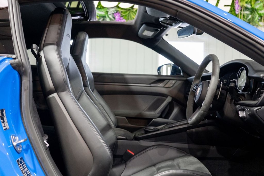 Used Porsche 911 2023 for sale - 75979750: Photo 15