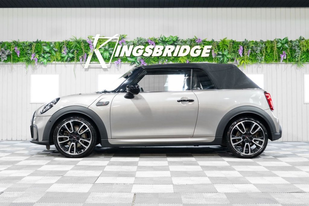 Used MINI Convertible 2021 for sale - 76395661: Photo 13