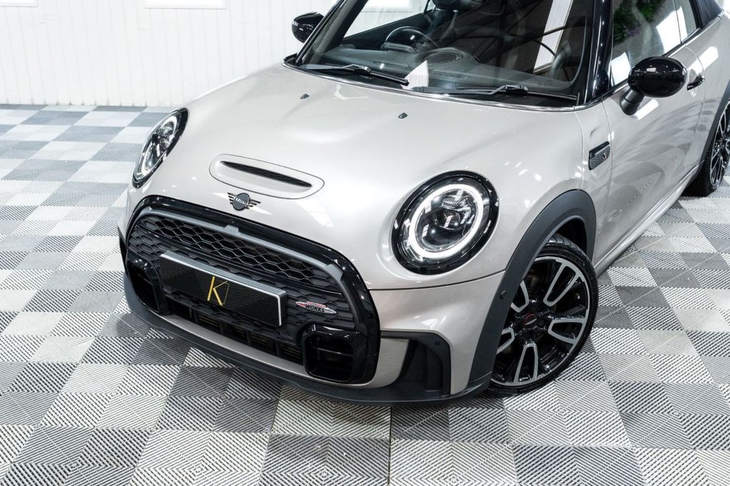 Used MINI Convertible 2021 for sale - 76395661: Photo 24
