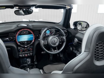 Used MINI Convertible 2021 for sale - 76395661: Photo