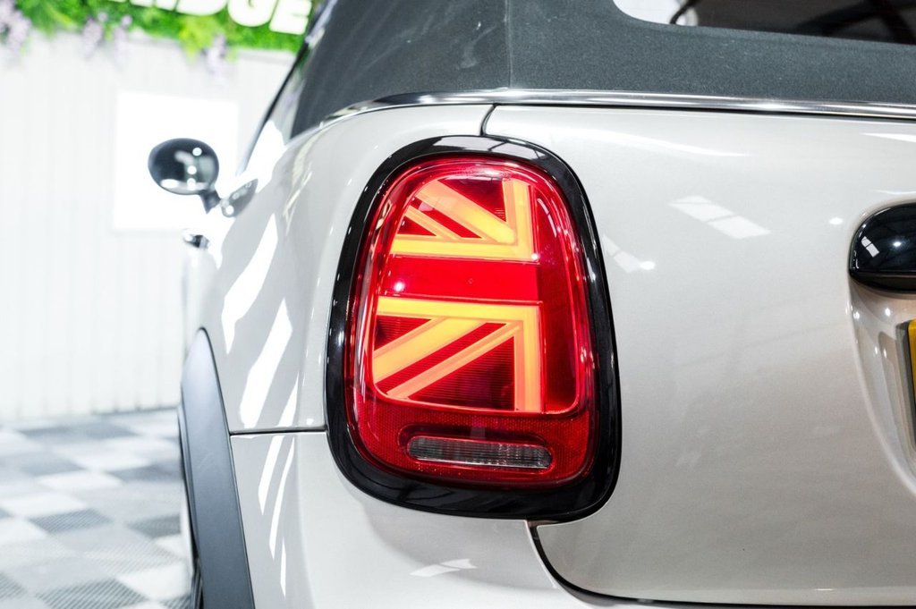 Used MINI Convertible 2021 for sale - 76395661: Photo 30