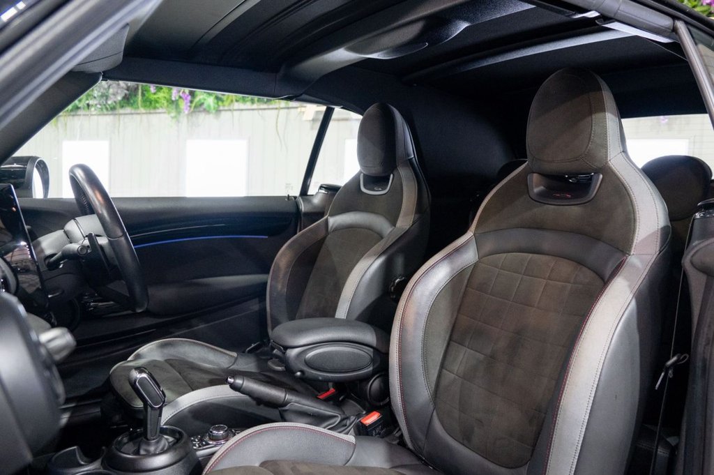 Used MINI Convertible 2021 for sale - 76395661: Photo 31