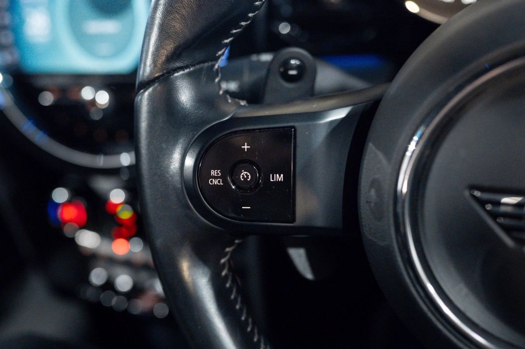 Used MINI Convertible 2021 for sale - 76395661: Photo 39