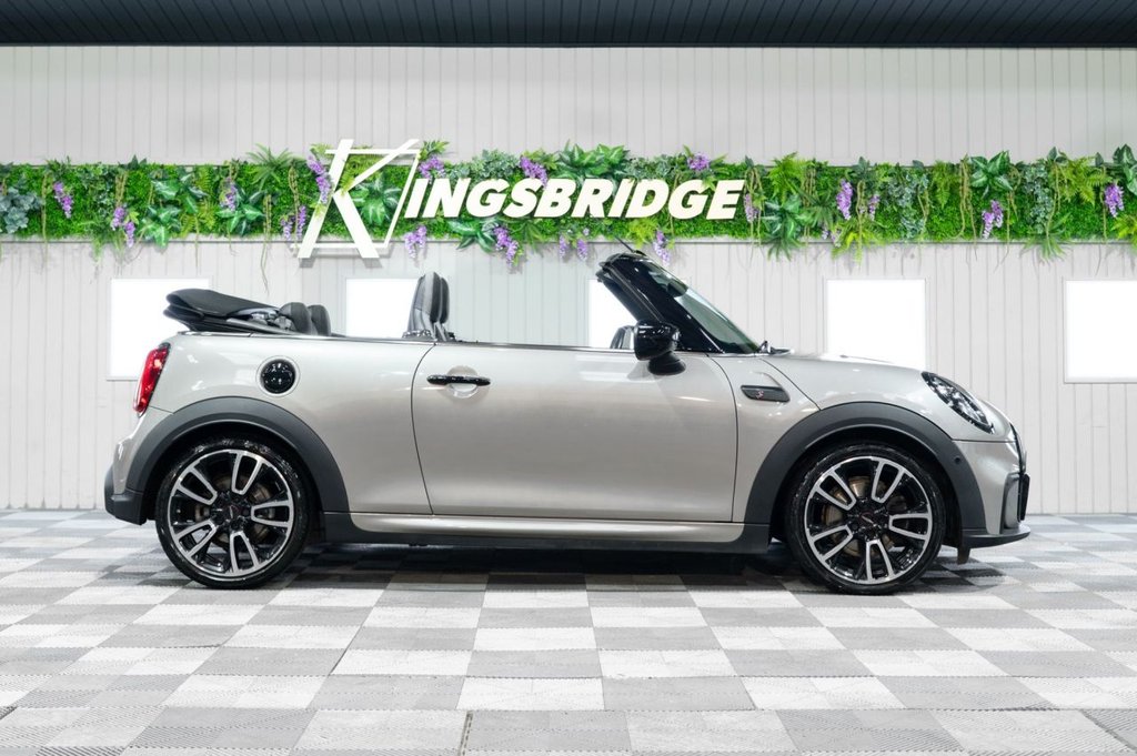 Used MINI Convertible 2021 for sale - 76395661: Photo 6