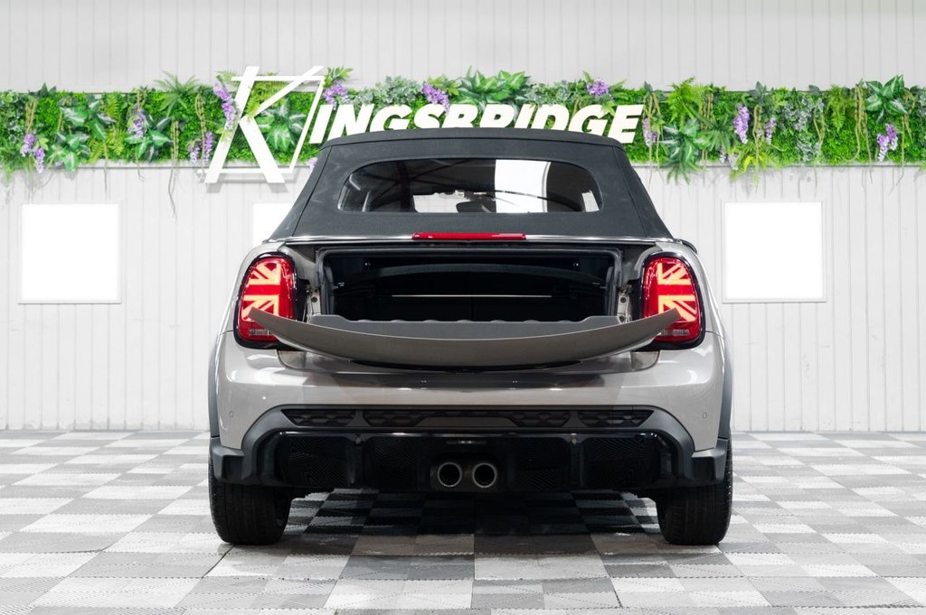 Used MINI Convertible 2021 for sale - 76395661: Photo 9