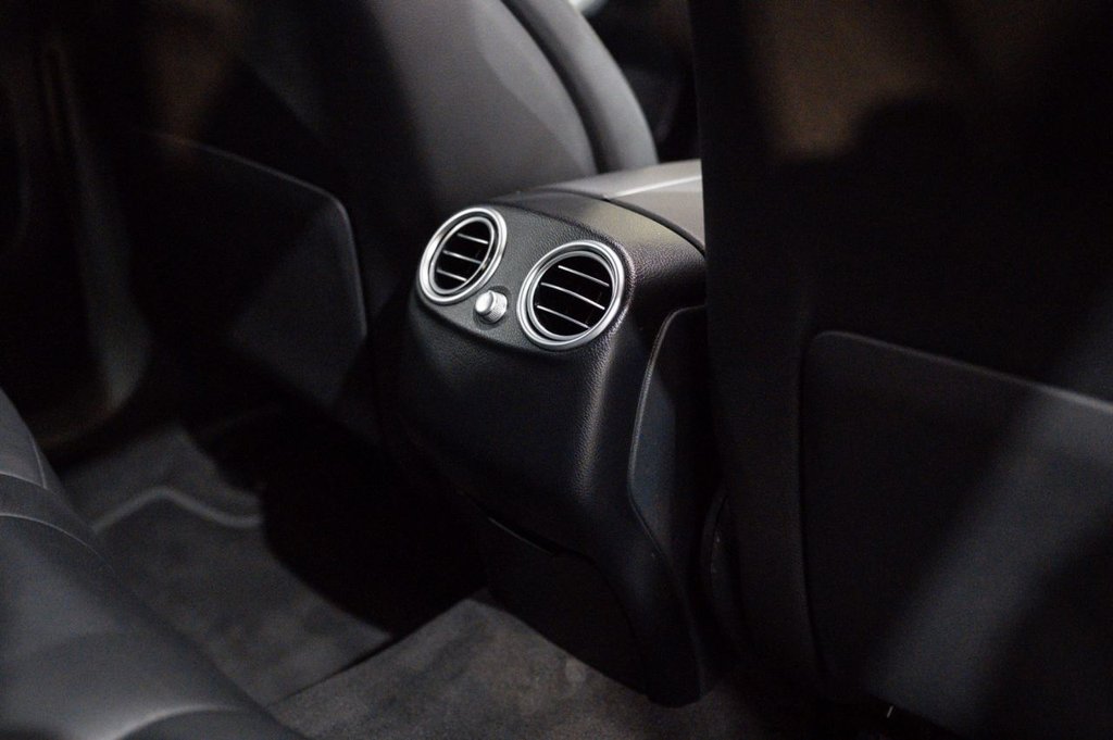 Used Mercedes-Benz GLC 2020 for sale - 77355629: Photo 10