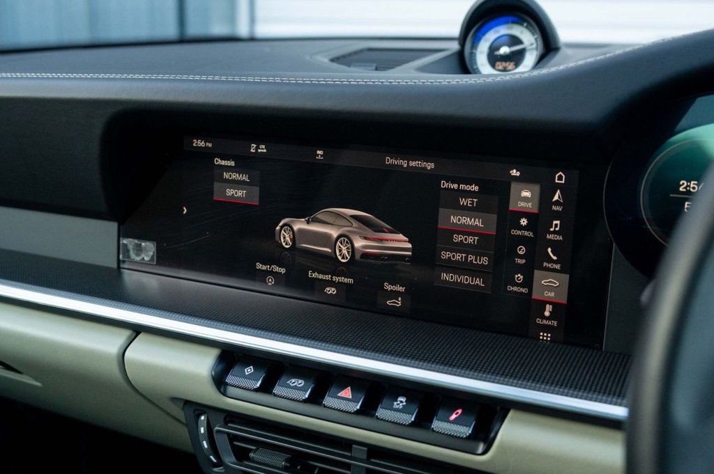 Used Porsche 911 2020 for sale - 77153889: Photo 20