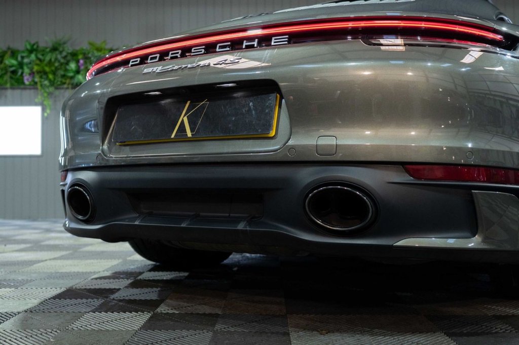 Used Porsche 911 2020 for sale - 77153889: Photo 26