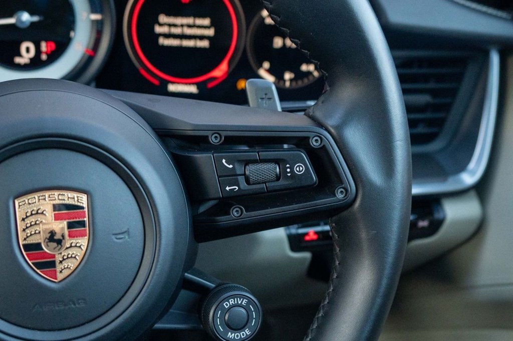 Used Porsche 911 2020 for sale - 77153889: Photo 34