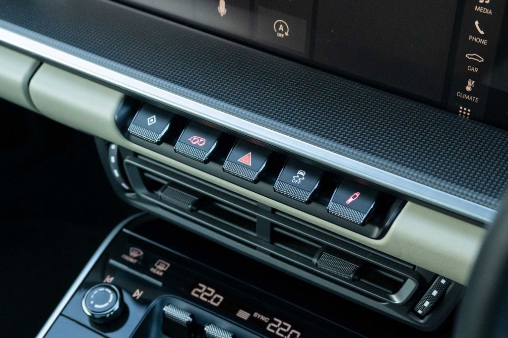 Used Porsche 911 2020 for sale - 77153889: Photo 40