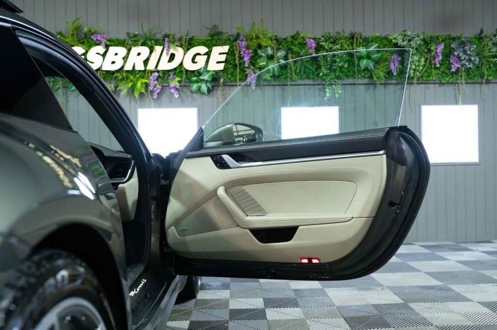 Used Porsche 911 2020 for sale - 77153889: Photo 48