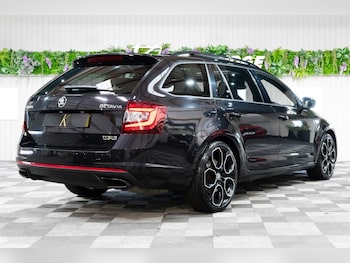 Used Skoda Octavia 2020 for sale - 75721857: Photo