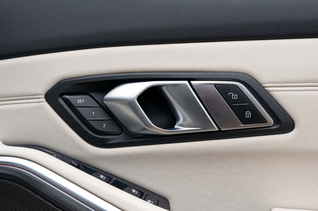 Used BMW 3 Series 2021 for sale - 76445856: Photo 11
