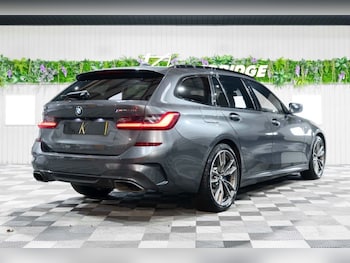 Used BMW 3 Series 2021 for sale - 76445856: Photo