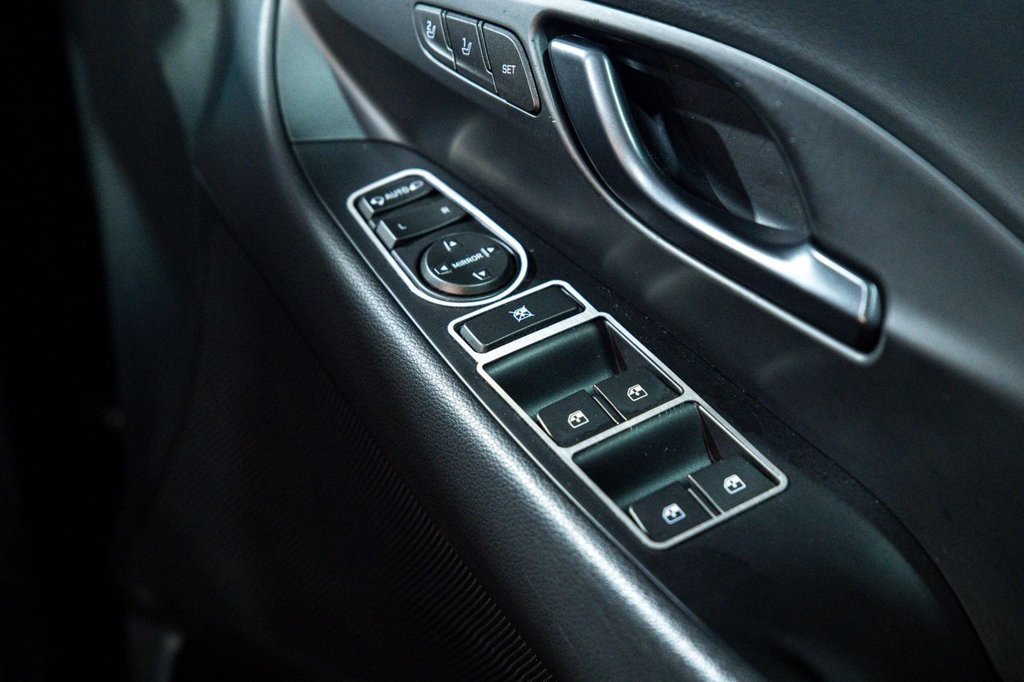 Used Hyundai i30 2022 for sale - 76973124: Photo 30